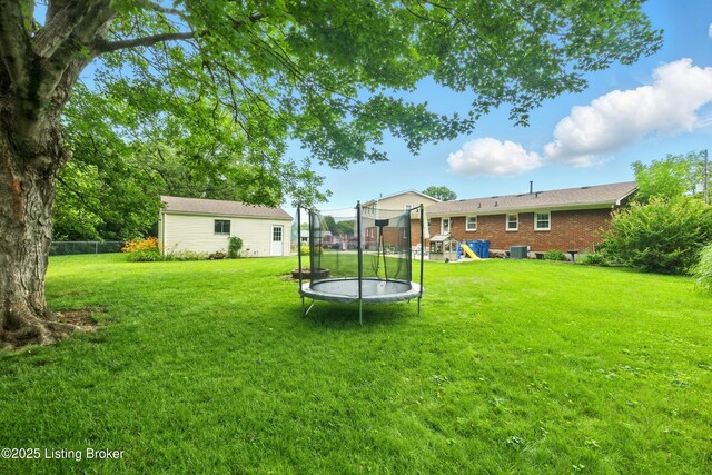 5908 Santa Rosa Dr, Louisville, KY 40219 - photo 38