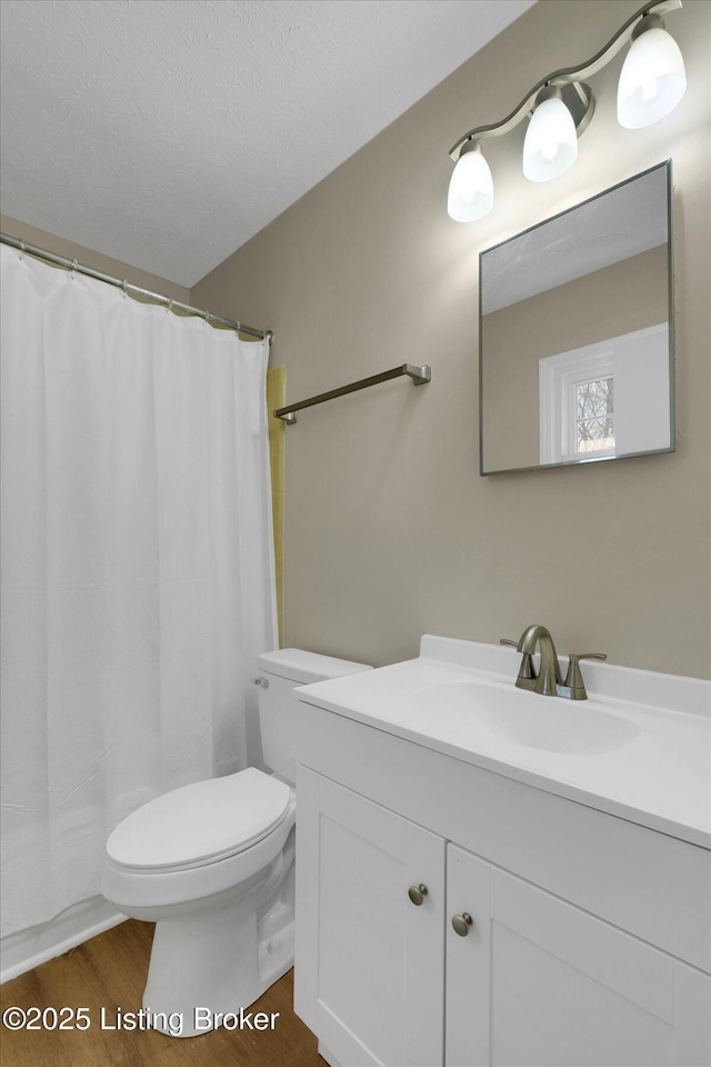 1123 Meadowridge Trl, Goshen, KY 40026 - full bath featuring vanity, wood finished floors, and a shower with shower curtain