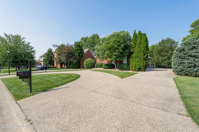 6205 Elizabeth Ct, Prospect, KY 40059 - view of concrete surface featuring street lighting