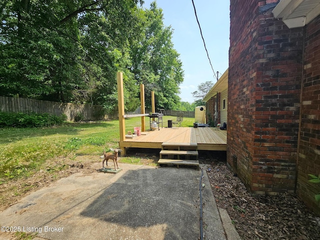 94 Buckhorn Ln, Leitchfield, KY 42754 - fenced backyard with a wooden deck and a patio
