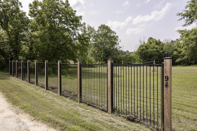 94 Buckhorn Ln, Leitchfield, KY 42754 - view of gate