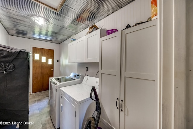 94 Buckhorn Ln, Leitchfield, KY 42754 - laundry room featuring washer and clothes dryer and cabinet space