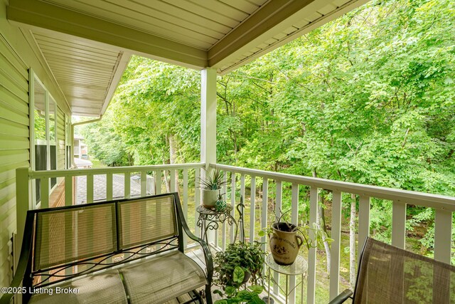 9106 Hawthorne Pointe Dr Unit 202, Louisville, KY 40272 - photo 25