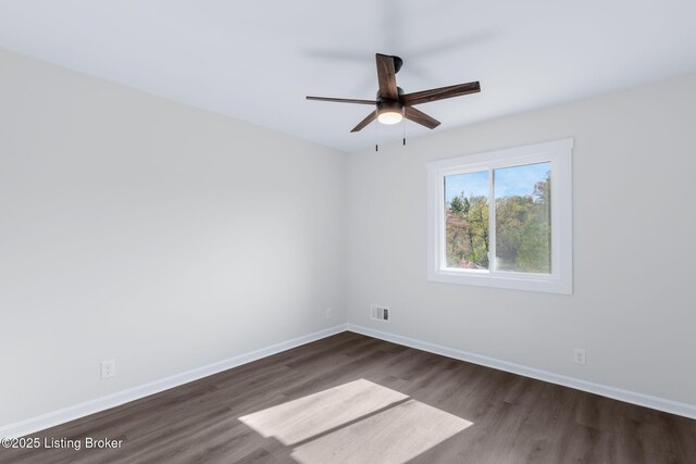 5515 Hempstead Rd, Louisville, KY 40207 - unfurnished room with dark wood-style floors and ceiling fan