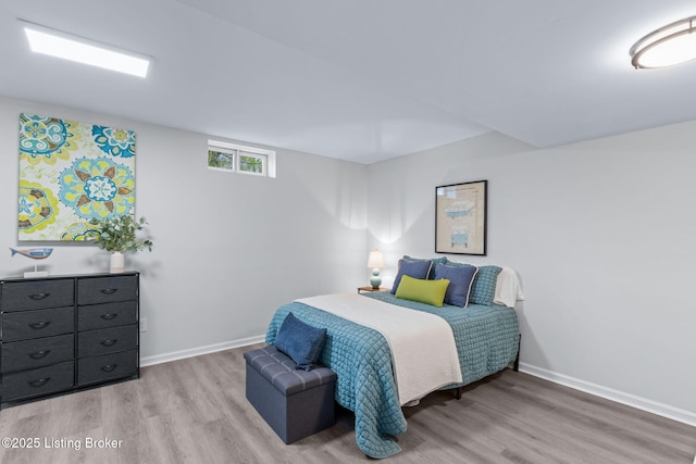 5515 Hempstead Rd, Louisville, KY 40207 - bedroom with light wood-type flooring and baseboards