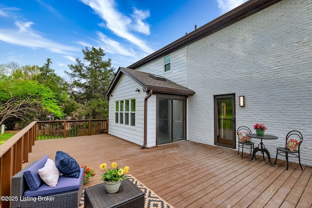 5515 Hempstead Rd, Louisville, KY 40207 - view of deck