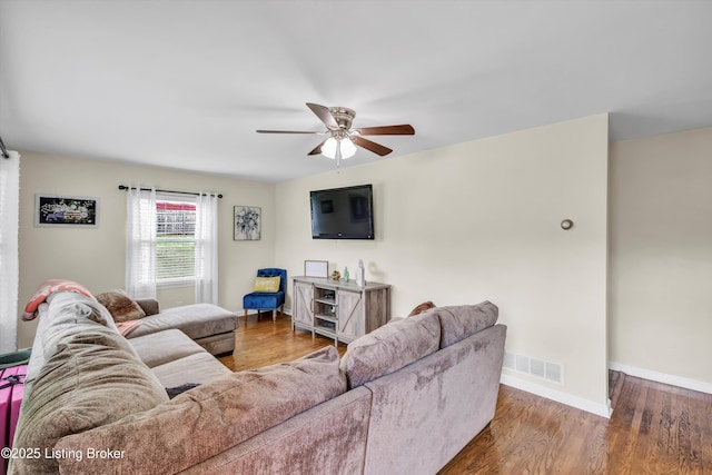 3408 Acacia Ave, Shepherdsville, KY 40165 - living room with ceiling fan and wood finished floors