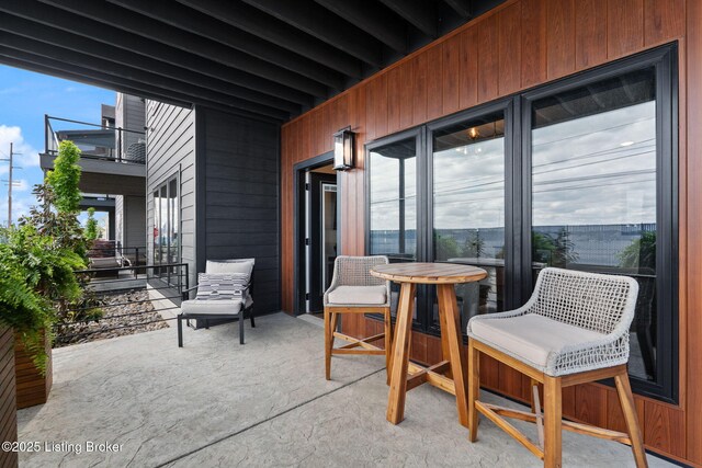 104 Howard Ln, Jeffersonville, IN 47130 - view of patio / terrace