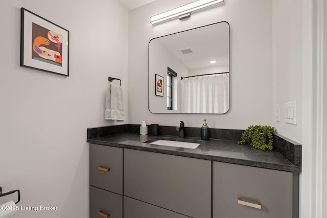 104 Howard Ln, Jeffersonville, IN 47130 - bathroom with vanity
