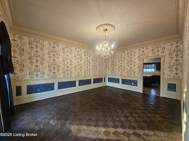 3501 Trinidad Ct, Lexington, KY 40509 - spare room with a chandelier, crown molding, a wainscoted wall, and wallpapered walls