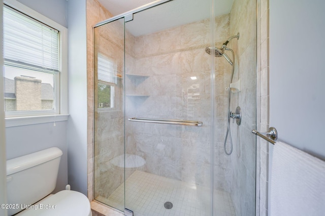 8415 Hurstbourne Woods Pl, Louisville, KY 40299 - bathroom featuring a stall shower