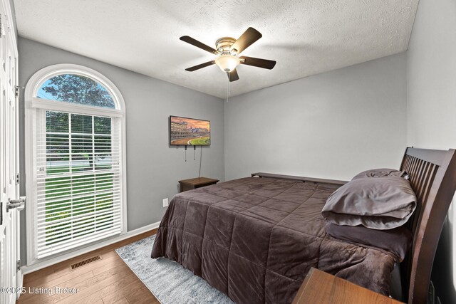 11712 Wicker Ct, Louisville, KY 40299 - photo 30