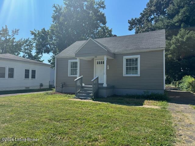 1008 Walter Ave, Louisville, KY 40215 - bungalow with a front yard