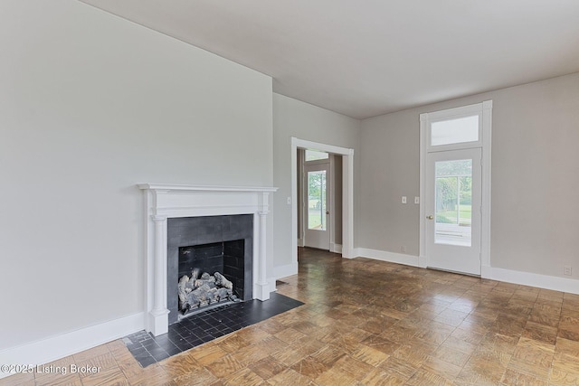 6301 Innisbrook Dr, Prospect, KY 40059 - unfurnished living room with a fireplace with flush hearth and baseboards