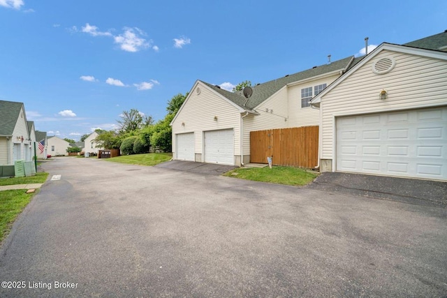 9415 Bayberry Green Ln, Louisville, KY 40291 - photo 33