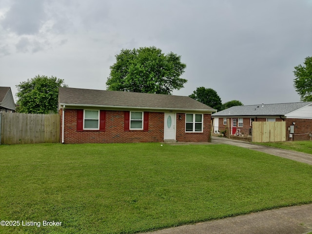 119 E Blue Jay Rd, Louisville, KY 40229 - single story home featuring brick siding and driveway