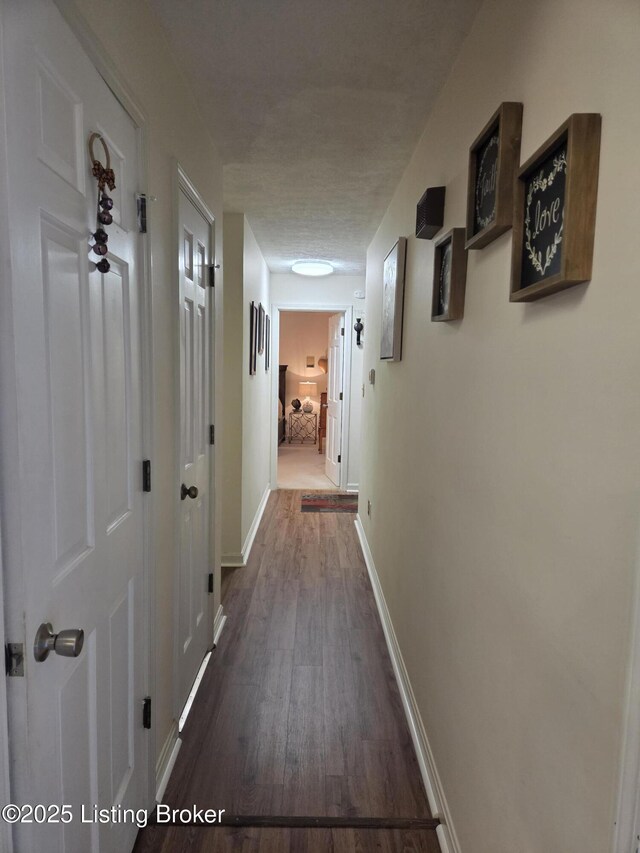 8818 Mountain Brook Dr, Louisville, KY 40272 - photo 14