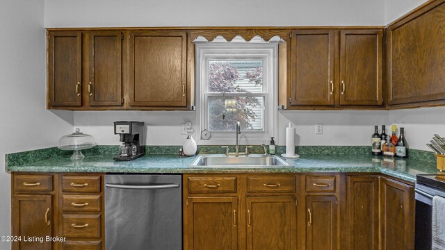 4808 Redmon Ct, Louisville, KY 40291 - photo 15