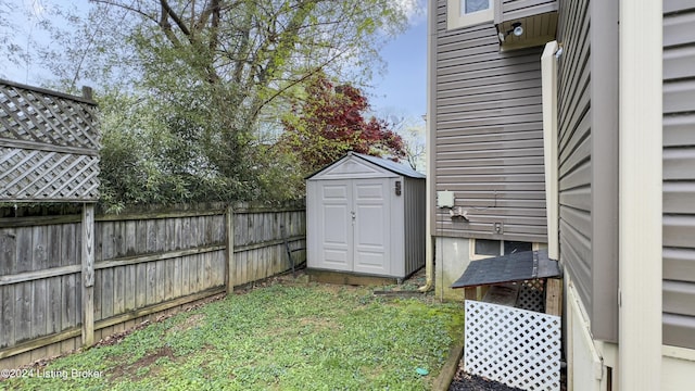 4808 Redmon Ct, Louisville, KY 40291 - photo 36