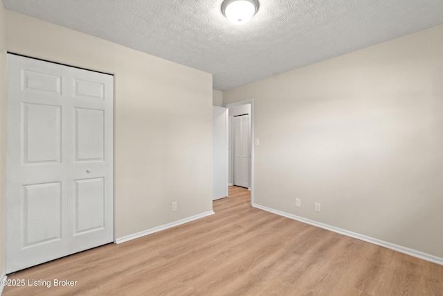 10703 Dennybrook Way, Louisville, KY 40299 - photo 17