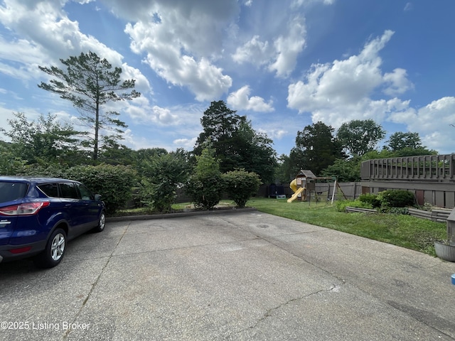 402 Bromwell Dr, Louisville, KY 40245 - view of road