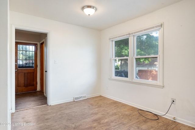 1833 Farnsley Rd, Louisville, KY 40216 - unfurnished room featuring wood finished floors