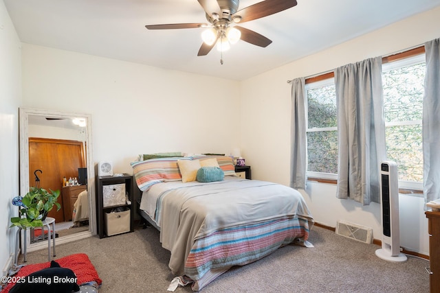 1833 Farnsley Rd, Louisville, KY 40216 - carpeted bedroom with ceiling fan