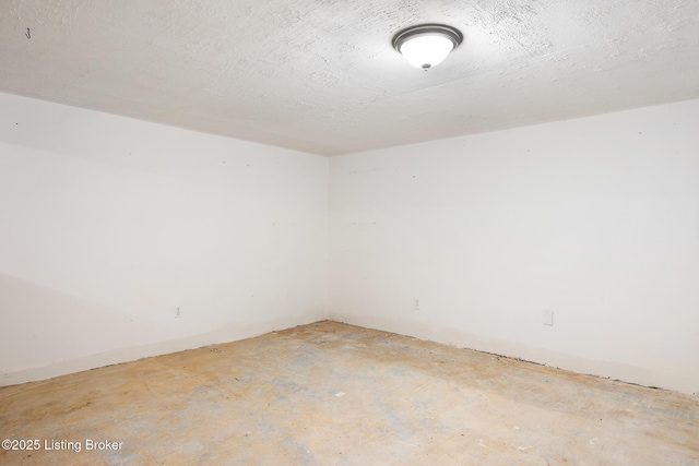 1833 Farnsley Rd, Louisville, KY 40216 - unfurnished room featuring concrete floors