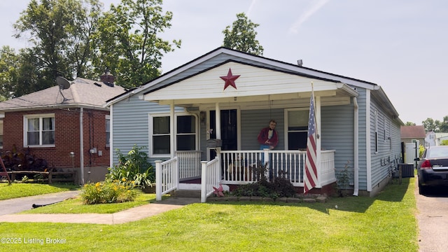 116 E Southern Heights Ave, Louisville, KY 40214 - bungalow with a porch and a front yard