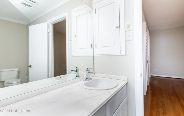 8613 Whipps Bend Rd, Bellemeade, KY 40222 - half bathroom featuring vanity and wood finished floors