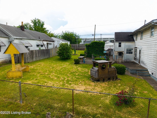 1736 W Gaulbert Ave, Louisville, KY 40210 - view of fenced backyard