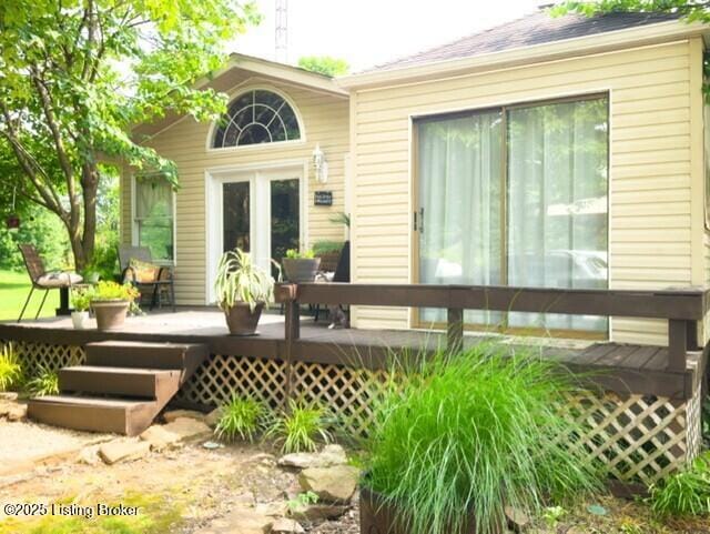 2866 Sunbeam Rd, Leitchfield, KY 42754 - property entrance with a wooden deck