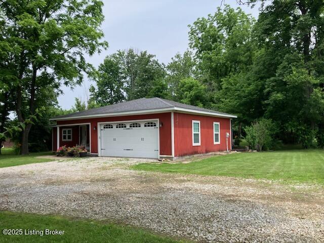 1102 W Hebron Ln, Shepherdsville, KY 40165 - garage with driveway