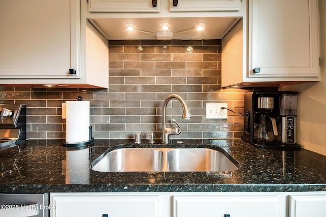 7327 Sideoats Dr, Crestwood, KY 40014 - kitchen with tasteful backsplash, white cabinets, and dark stone counters