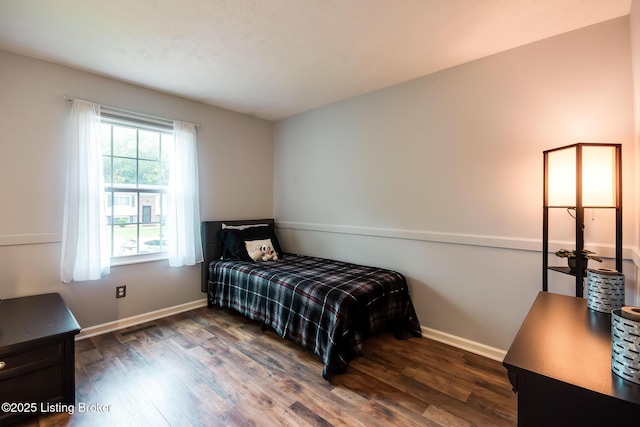 7327 Sideoats Dr, Crestwood, KY 40014 - bedroom featuring dark wood-type flooring