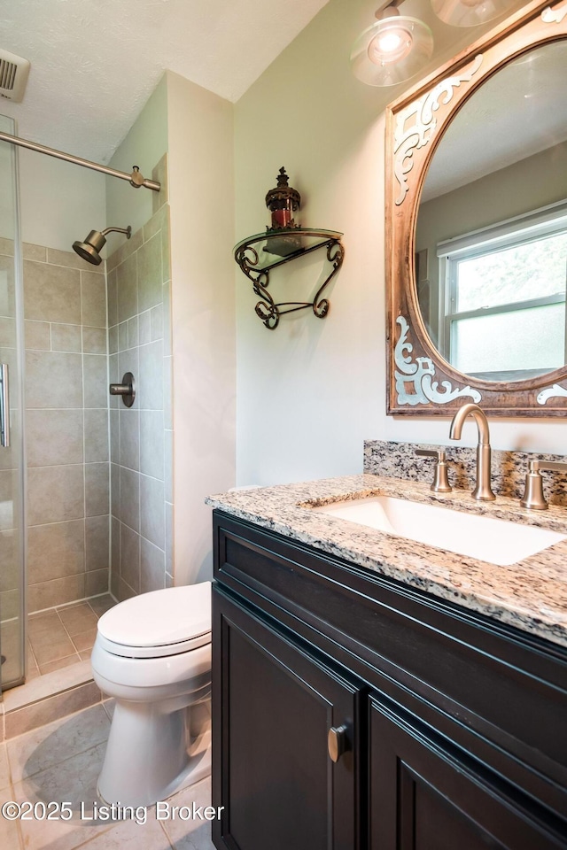7327 Sideoats Dr, Crestwood, KY 40014 - full bath featuring vanity, a tile shower, and tile patterned floors