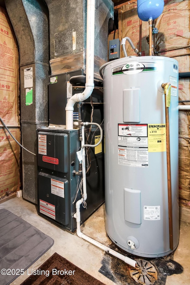 7327 Sideoats Dr, Crestwood, KY 40014 - utilities featuring electric water heater and heating unit