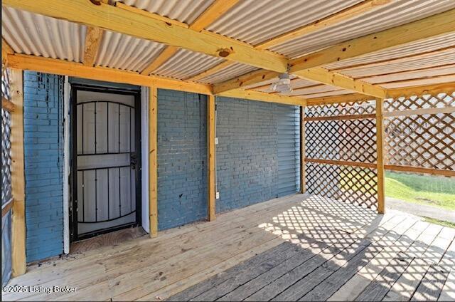 2215 W Jefferson St, Louisville, KY 40212 - view of deck