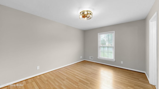 2204 Renown Dr, Jeffersontown, KY 40299 - unfurnished room with light wood-style floors