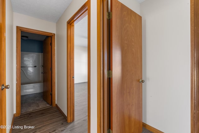 595 Centerview Dr, Shepherdsville, KY 40165 - hall featuring wood finished floors and baseboards