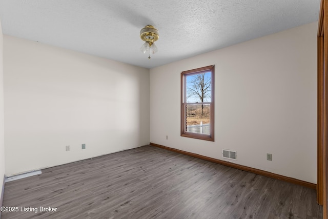 595 Centerview Dr, Shepherdsville, KY 40165 - unfurnished room with wood finished floors and baseboards