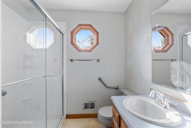 595 Centerview Dr, Shepherdsville, KY 40165 - bathroom with a shower stall and vanity