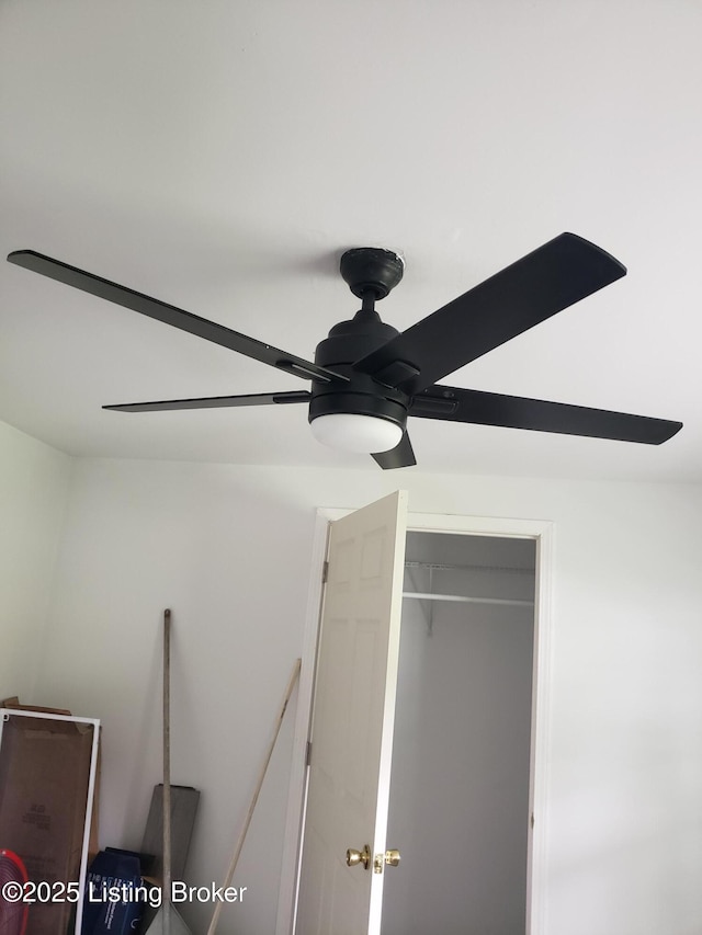 205 Broadway St, Chaplin, KY 40012 - photo 9