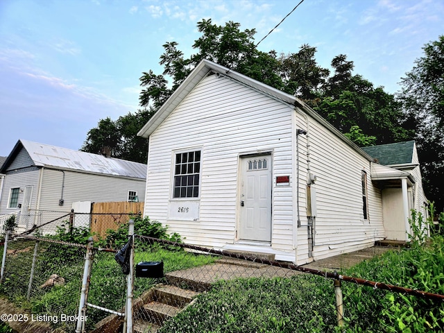 2616 Duncan St, Louisville, KY 40212 - photo 2