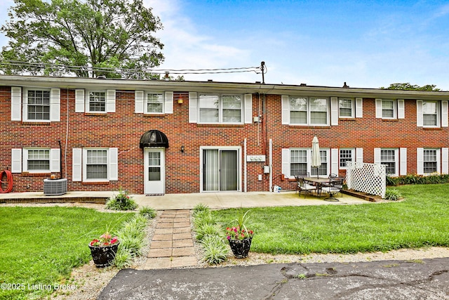 1643 Greenland Park Cir Unit 1, Shelbyville, KY 40065 - photo 2