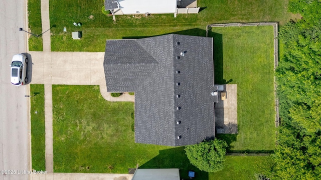 9511 Arrowridge Dr, Louisville, KY 40229 - aerial view of property and surrounding area