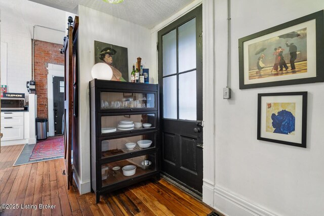 1101 S 1st St, Louisville, KY 40203 - photo 17