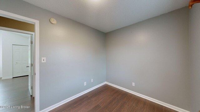 8405 Glendale Trce, Louisville, KY 40291 - photo 25