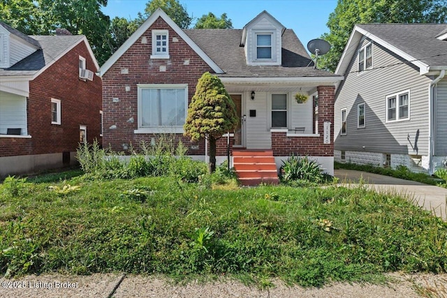 1120 Dresden Ave, Louisville, KY 40215 - view of front of property featuring brick siding and a porch