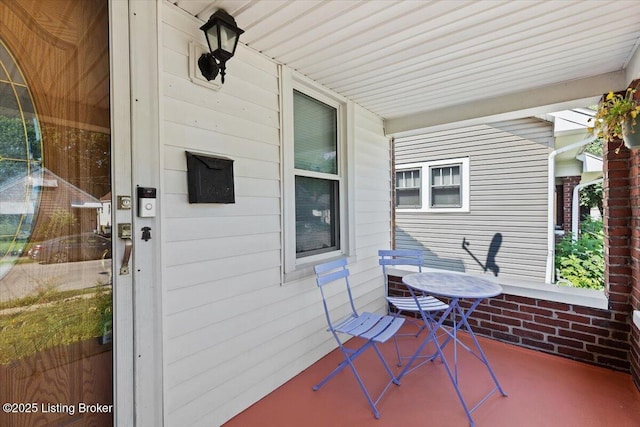 1120 Dresden Ave, Louisville, KY 40215 - view of porch